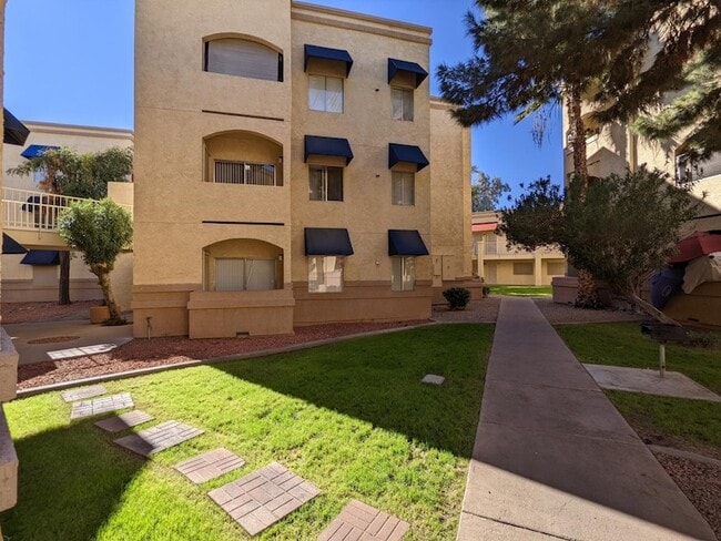 Photo - 12221 W Bell Rd Unit 175