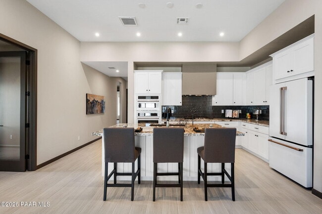 Building Photo - 5504 Edgar Way