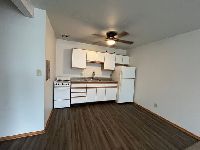 Photo - Pinehaven Apartments