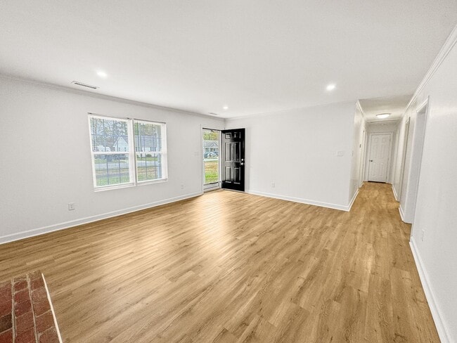 Photo - Newly Remodeled 3-BR, 2-Bath Home