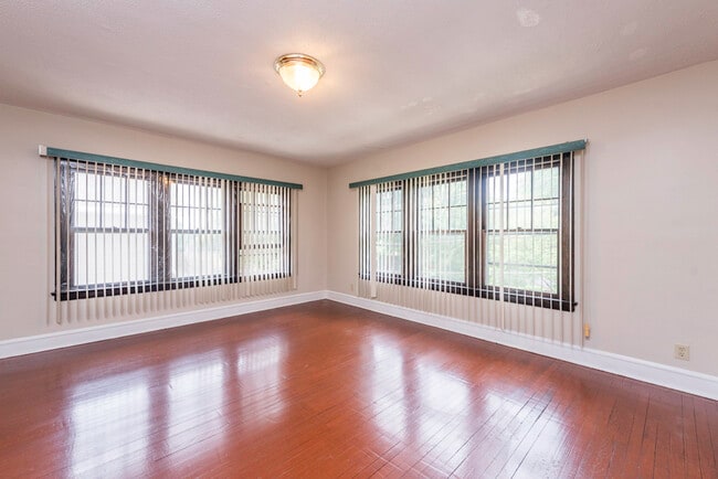 Photo - 419 Hickory St Unit 2