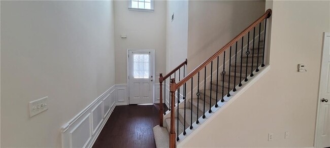 Photo - 2088 Deptford Dr