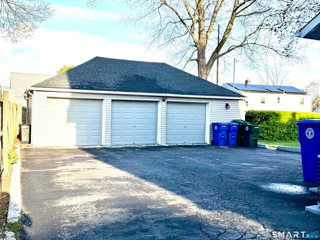 Photo - 7-9 Burritt Ave