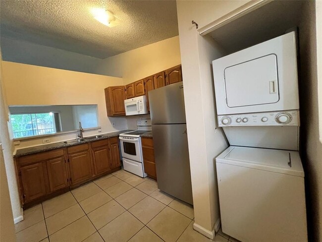 Photo - 2431 NW 56th Ave Unit 201