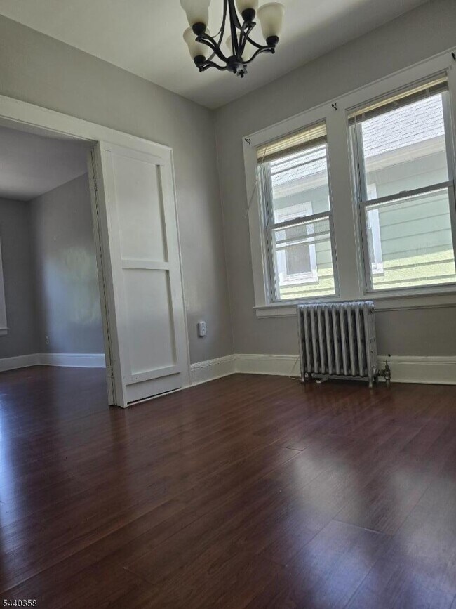 Photo - 170 Bellevue St