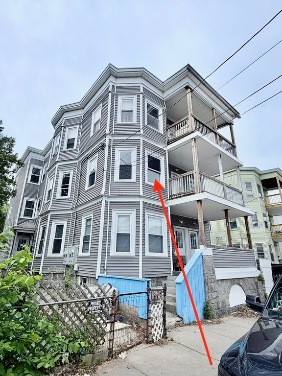 Building Photo - 596 Howard St Unit 2