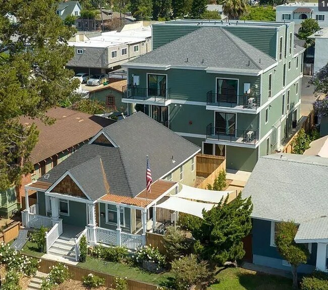 Photo - GP - 2650 B Street
