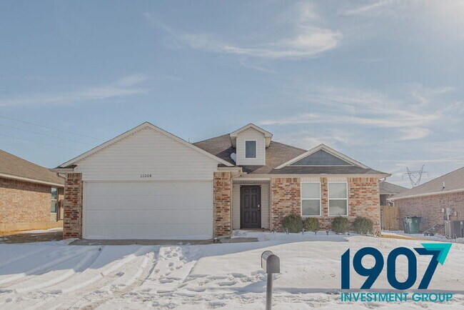 Photo - Contemporary 3-Bedroom Home in Yukon – Modern Finishes & Open Layout!