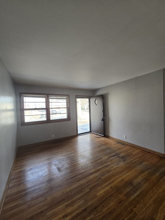 Photo - 3003 E Funston St