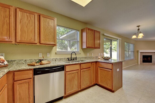 Photo - 104 Keaton Cove