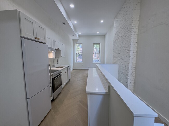 Photo - 1934 Green St