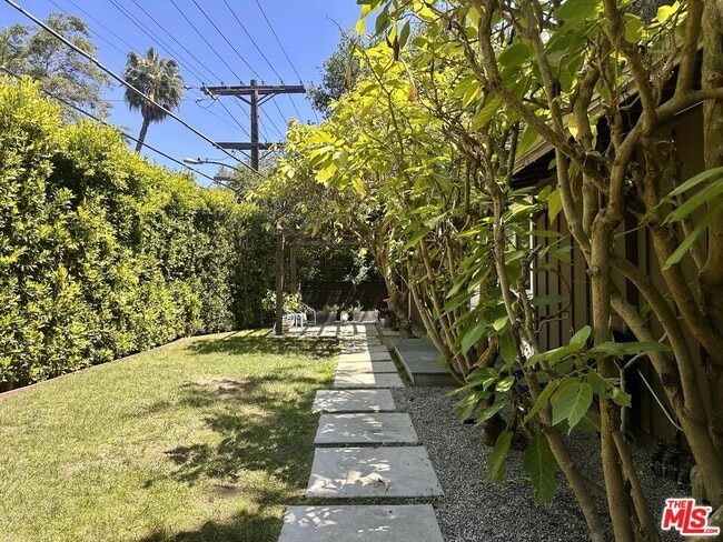 Photo - 8350 Lookout Mountain Ave