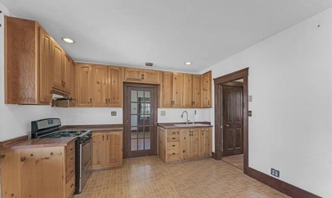 Photo - 3 Bedroom 1 Bath Apartment In Jerome conta...