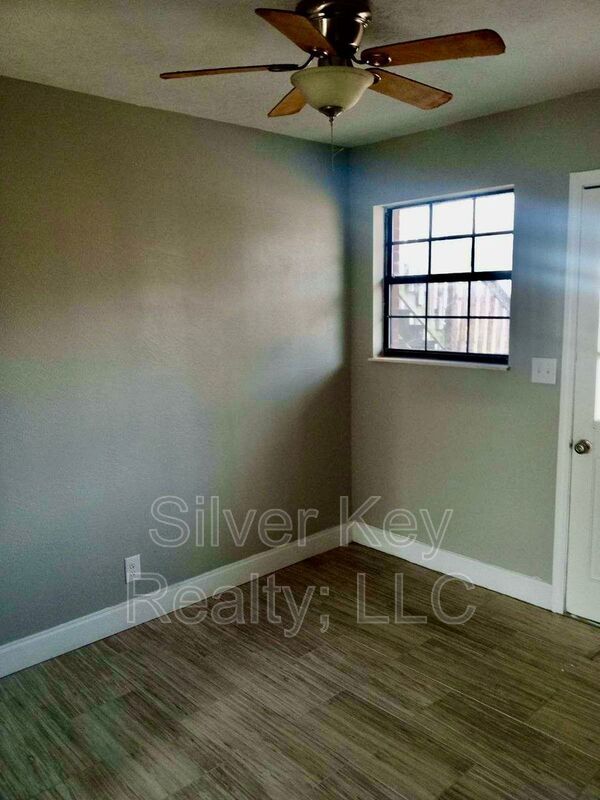 408410 Oklahoma St Condo Unit 6 Condo for Rent in Madisonville, TN