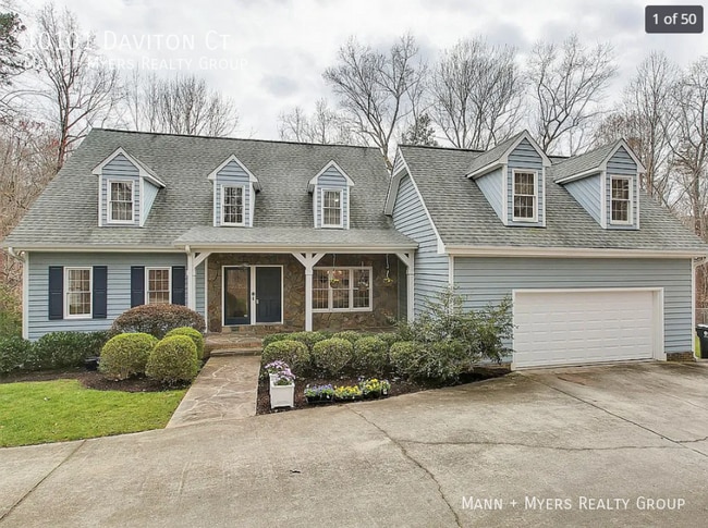 Photo - 10101 Daviton Ct