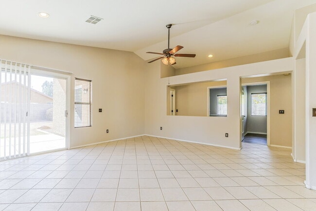 Photo - 2317 E Flintlock Pl