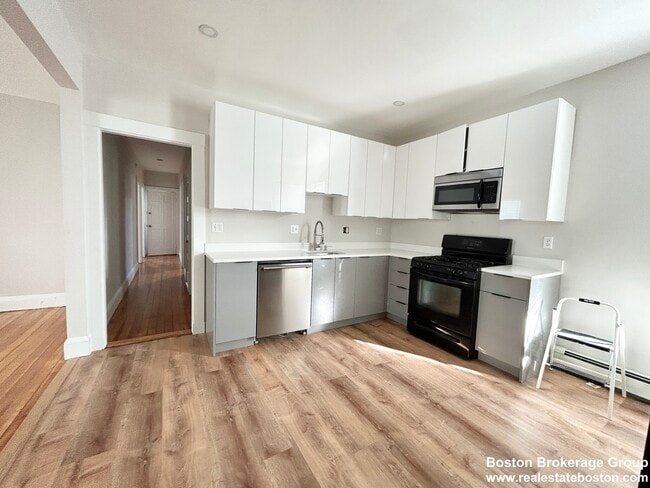 Photo - 24 Willis St Unit 3
