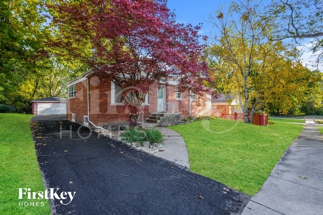 Photo - 3906 214th St