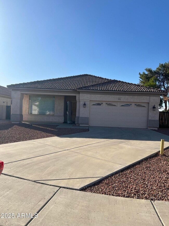 Building Photo - 8312 N 56th Ln Rental