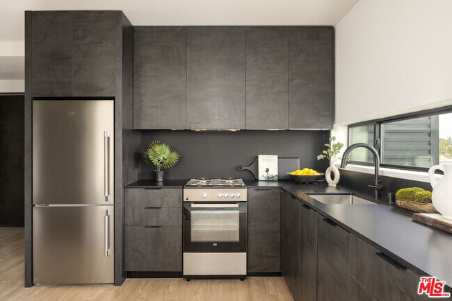 3667 Keystone Av Unit 426