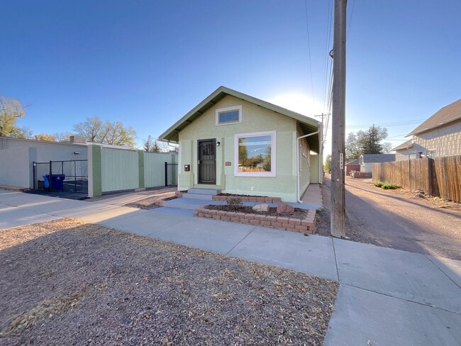 Photo - 1 Bedroom Home Available Near Colorado Ave...