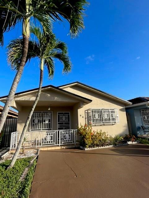 Photo - 961 W 44th St