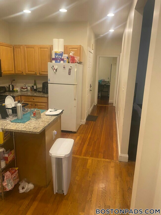 Photo - 15 Linden St Unit 2