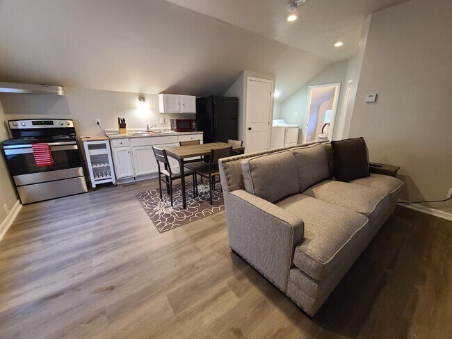 Photo - 106 Cartee Ave