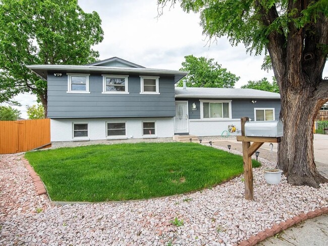 Building Photo - 11869 E Ada Pl