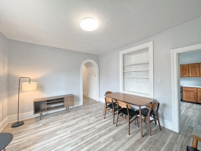 Photo - 5801 Douglas St Unit Apt 3