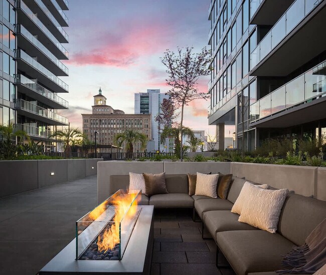 707 Broadway-SI FL39-ID1240425P