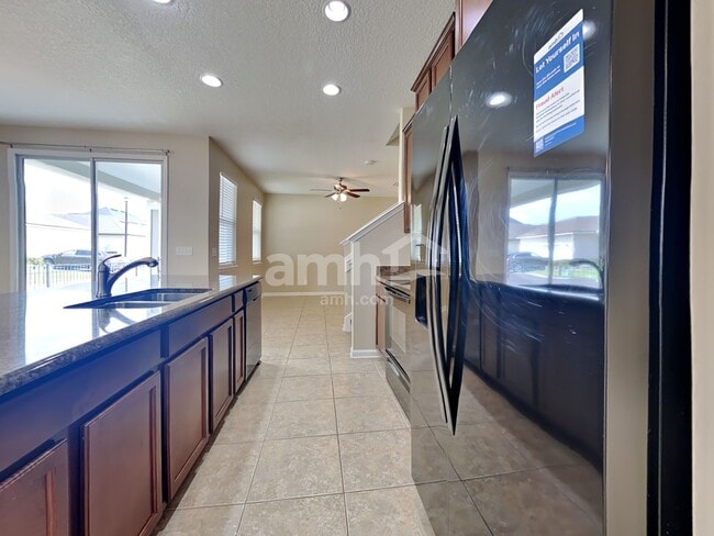 Photo - 304 Blossom Way