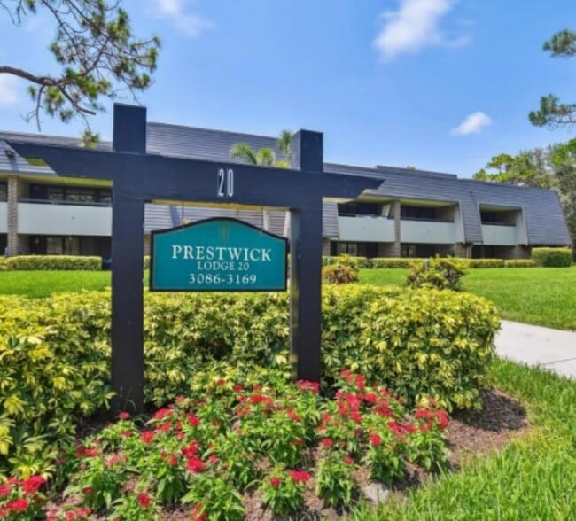 Photo - 36750 US-19 N Unit 3086