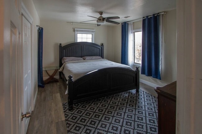 Photo - 1679 Fowler Ave