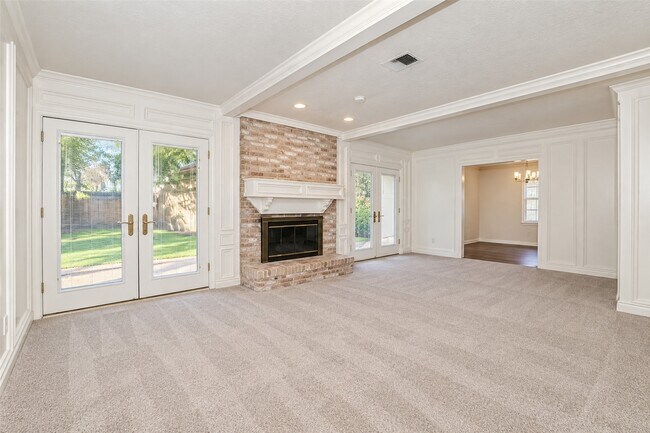 11307 Wickersham Ln