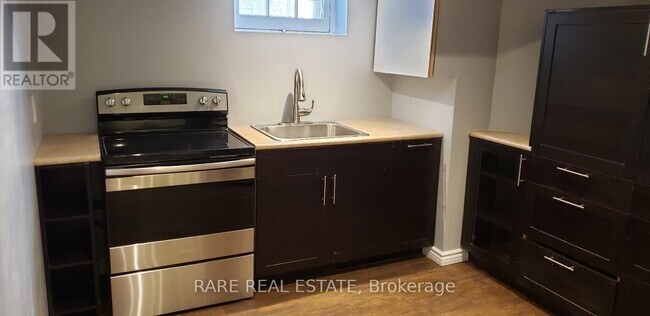 Photo - 463 Donlands Ave