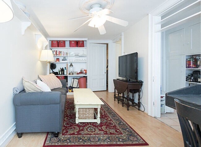 Photo - 94 W Cedar St Unidad 2