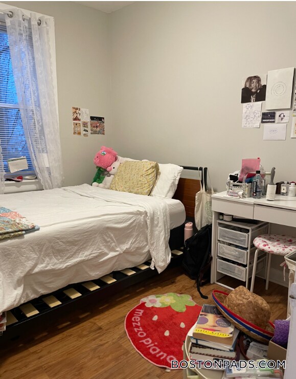 Photo - 145 Endicott St Unidad A