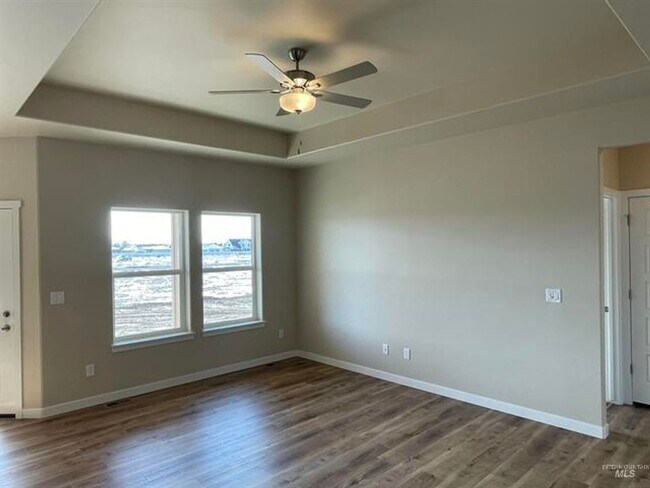 961 Quartz Rd
