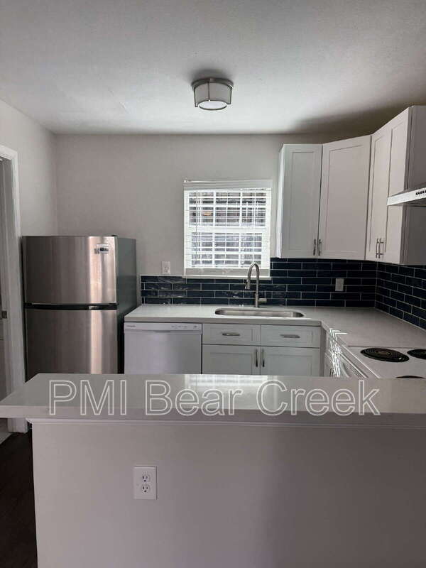 Photo - 1824 Thonig Rd Unit 7