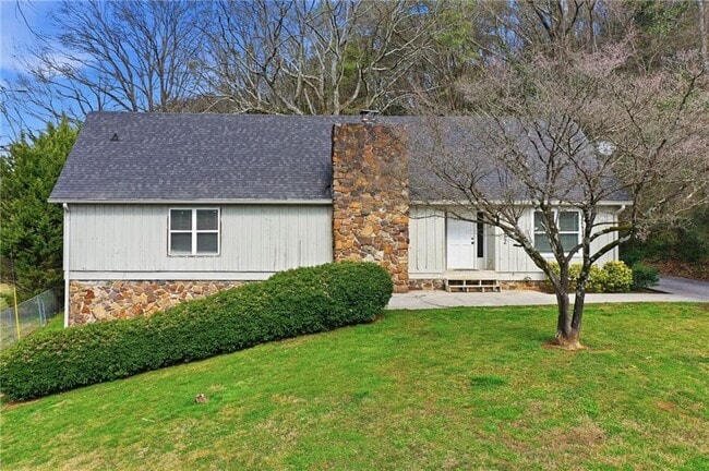 Photo - 212 Chandler St