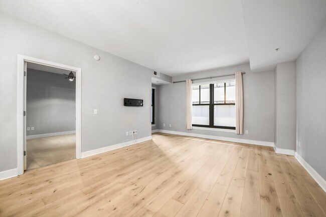 Photo - Available Now! High End 1 Bed/ 1 Bath in Amenity Rich Building Unit 407