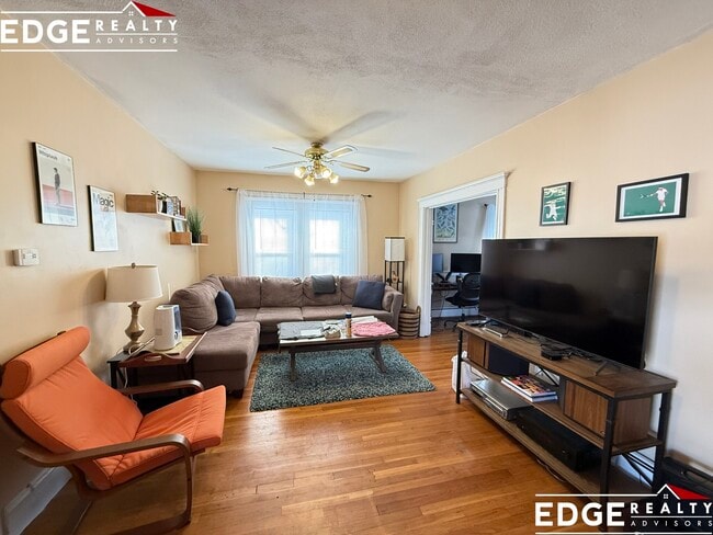 Photo - 18 Lyons Ct Unidad 2