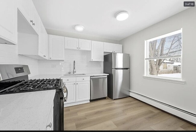 Photo - COMING SOON! Charming 3-Bed Home in Roseville with Modern Upgrades