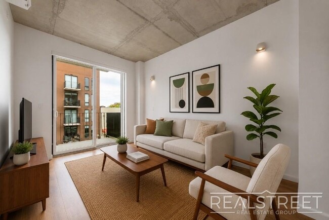 Photo - LUXURY 1 BED IN AMENITY PACKED BUILDING IN BUSHWICK Unit N-4G