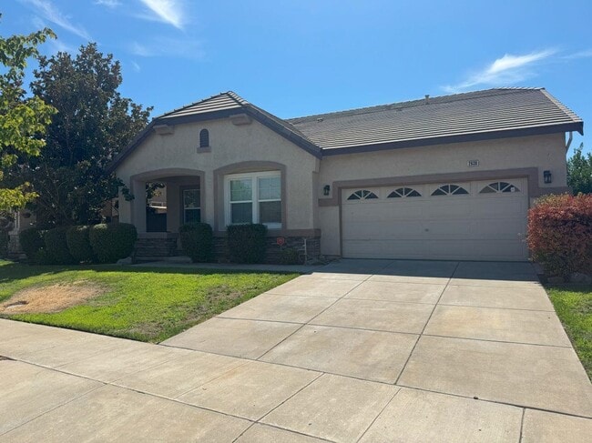 Building Photo - 2638 Breaker Way