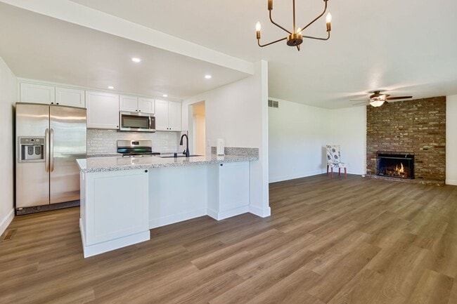 Building Photo - 7435 Fairway Two Ave Unit 7435 Fairway Two Ave #15 Rental