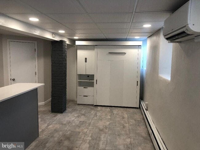 Building Photo - 6 Ferry St Unit STUDIO