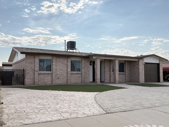 Photo - 9321 Sorbonne Dr
