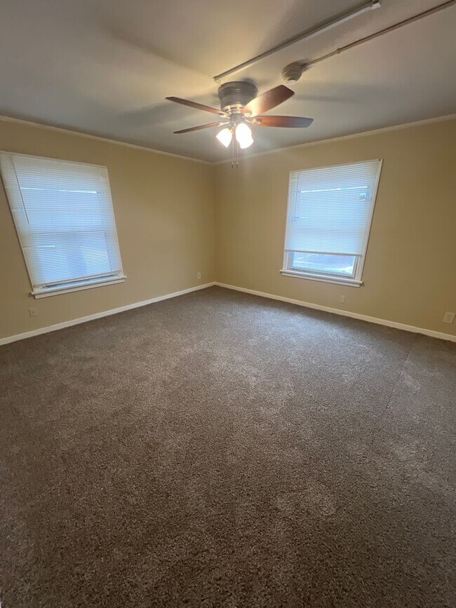 Photo - 110 S Grand Ave W Unit 110 South Grand Ave West - 3